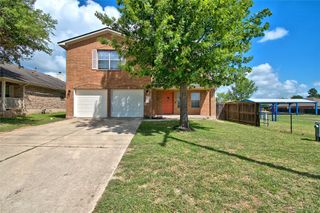 115 Remington DR, Kyle, TX 78640