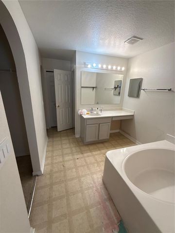 503 NOGALES COURT, Kissimmee, FL 34758