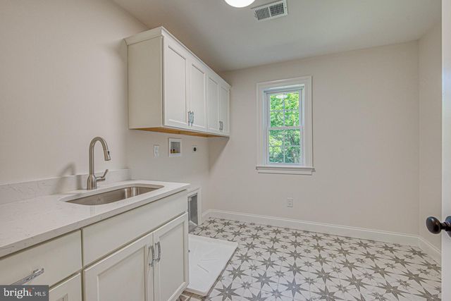 257 GLEN MILLS ROAD, Glen Mills, PA 19342