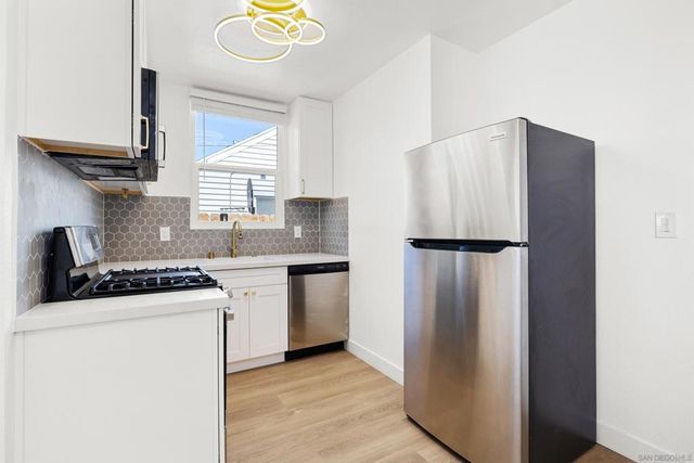 416 20 Church Ave, Chula Vista, CA 91910