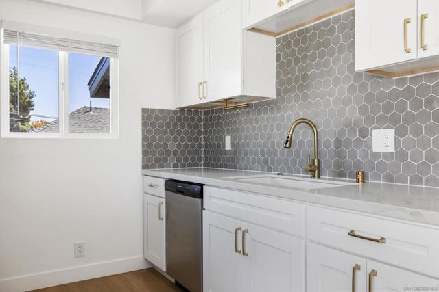 416 20 Church Ave, Chula Vista, CA 91910