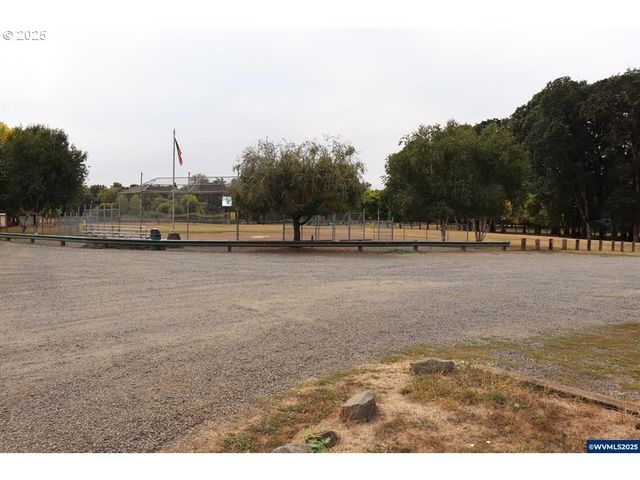 Lot 4 Block 6, Carlton, OR 97111