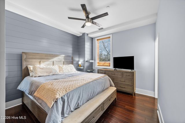 801 N 4th Street 301, Wilmington, NC 28401