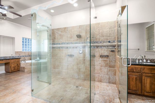 22210 Via Posada, Garden Ridge, TX 78266