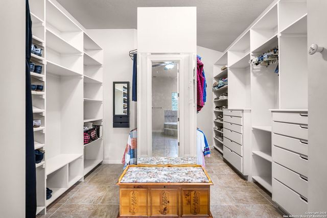 22210 Via Posada, Garden Ridge, TX 78266