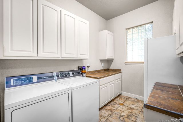 22210 Via Posada, Garden Ridge, TX 78266