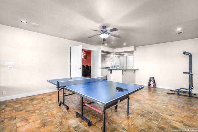 22210 Via Posada, Garden Ridge, TX 78266