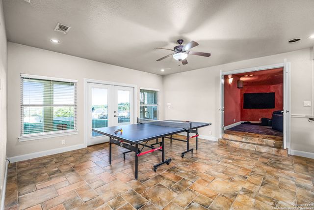 22210 Via Posada, Garden Ridge, TX 78266