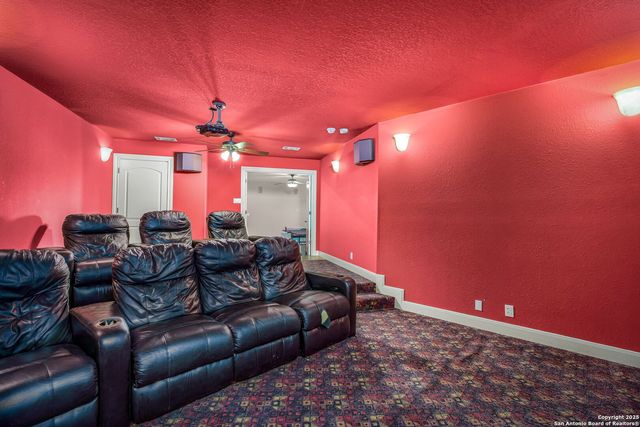 22210 Via Posada, Garden Ridge, TX 78266