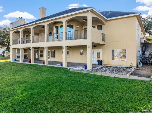 22210 Via Posada, Garden Ridge, TX 78266