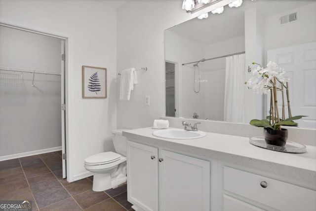 2700 Pine Tree Road NE 1017, Atlanta, GA 30324