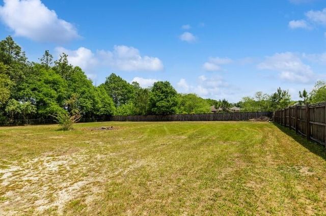 2377 Lake Silver Road, Crestview, FL 32536