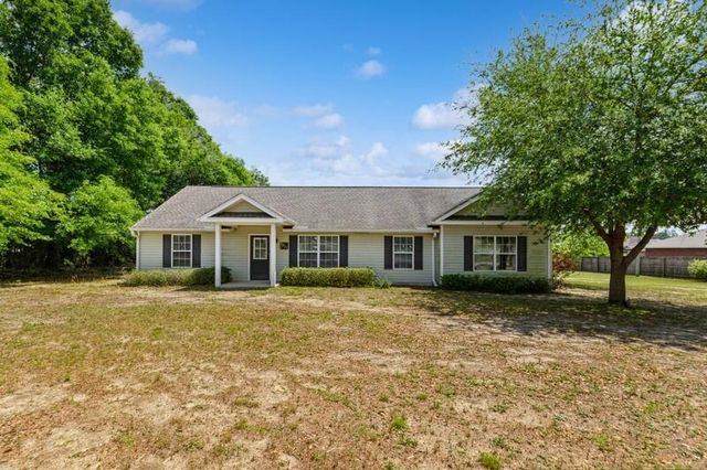 2377 Lake Silver Road, Crestview, FL 32536