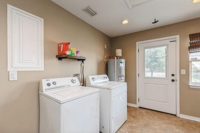 2377 Lake Silver Road, Crestview, FL 32536