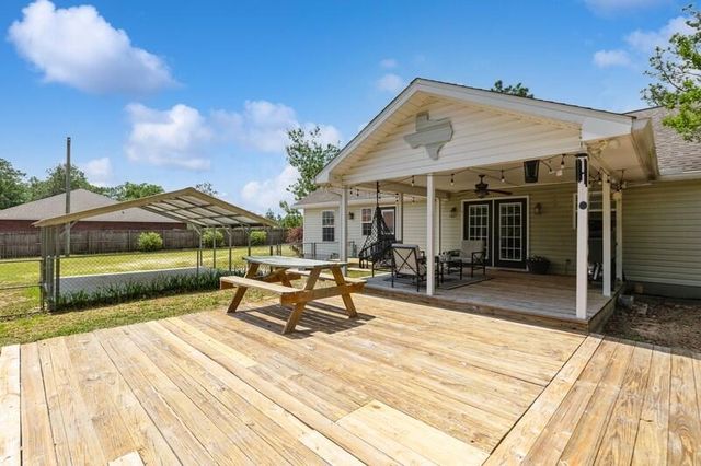 2377 Lake Silver Road, Crestview, FL 32536