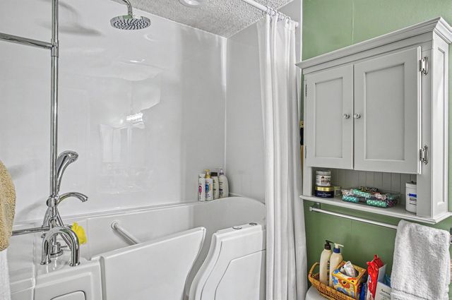40 Huesca Way, Hot Springs Village, AR 71909