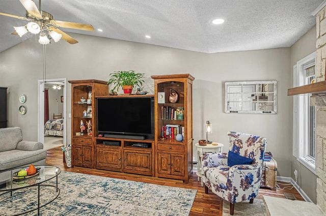 40 Huesca Way, Hot Springs Village, AR 71909
