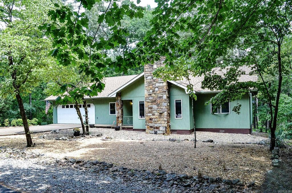 40 Huesca Way, Hot Springs Village, AR 71909