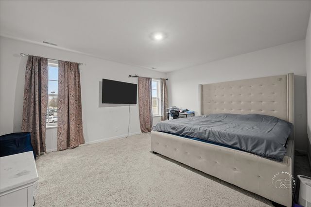 1128 Hawk Hollow Drive, Yorkville, IL 60560