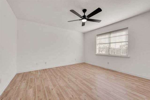 1809 E Grauwyler Road 133, Irving, TX 75061