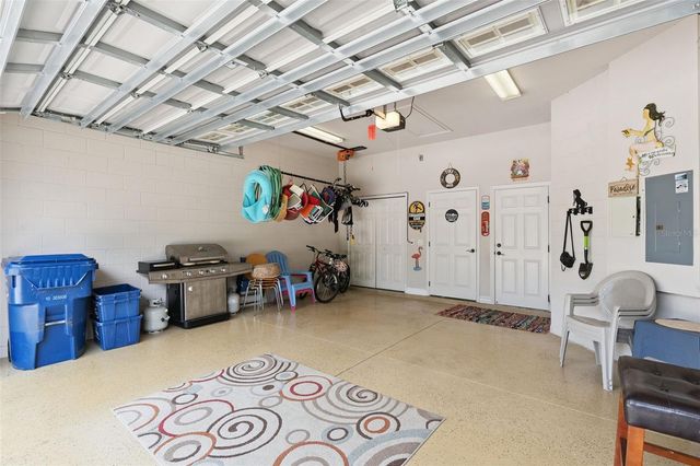 1005 GREEN GATE BOULEVARD, Groveland, FL 34736