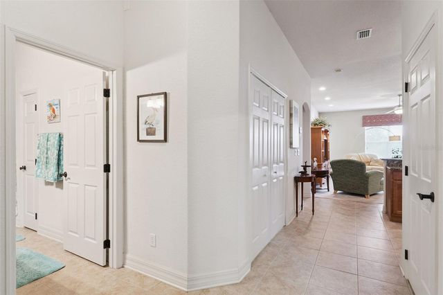 1005 GREEN GATE BOULEVARD, Groveland, FL 34736