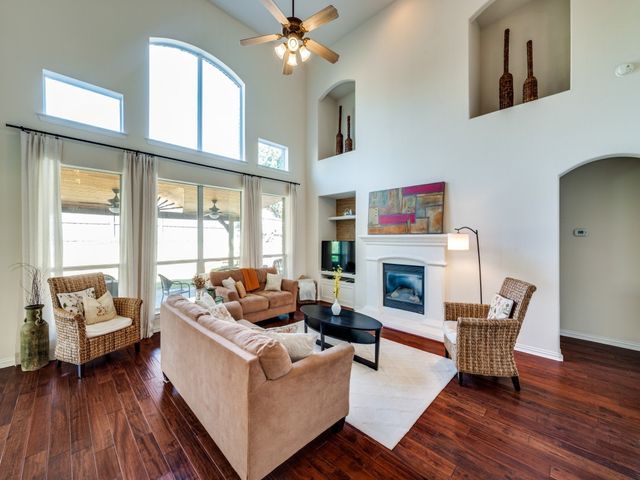 8708 Tanglewood Drive, Mckinney, TX 75072