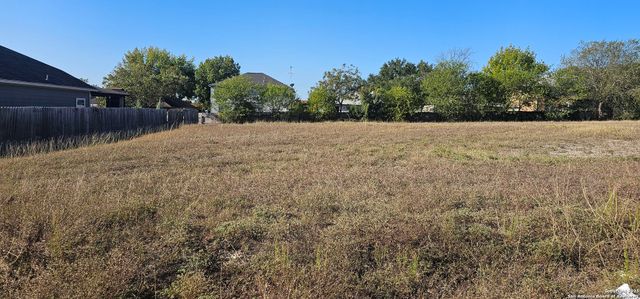 807 Toepperwein, Converse, TX 78109