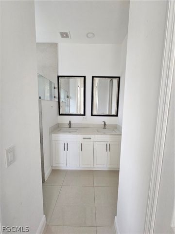 1147 Antonio ST E, Lehigh Acres, FL 33974