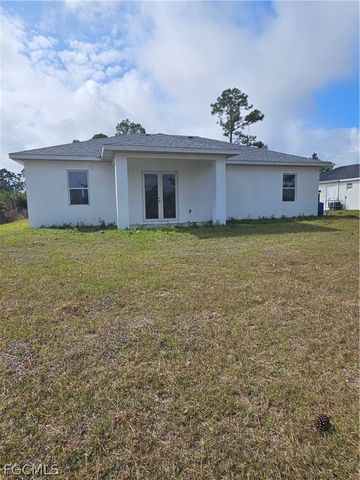 1147 Antonio ST E, Lehigh Acres, FL 33974