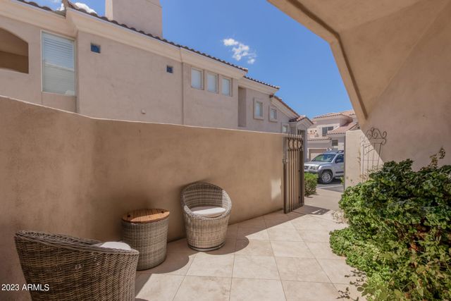 1747 E NORTHERN Avenue 140, Phoenix, AZ 85020