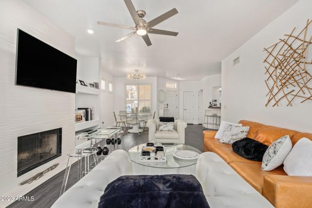 1747 E NORTHERN Avenue 140, Phoenix, AZ 85020