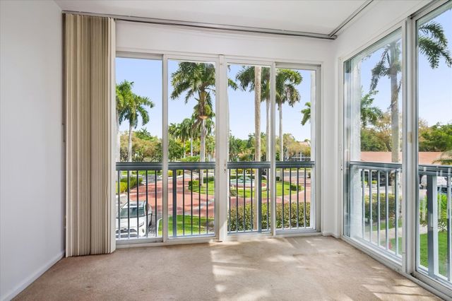 4112 W Palm Aire Drive 122a, Pompano Beach, FL 33069