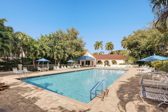 4112 W Palm Aire Drive 122a, Pompano Beach, FL 33069