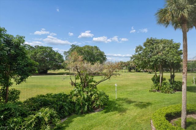 4112 W Palm Aire Drive 122a, Pompano Beach, FL 33069