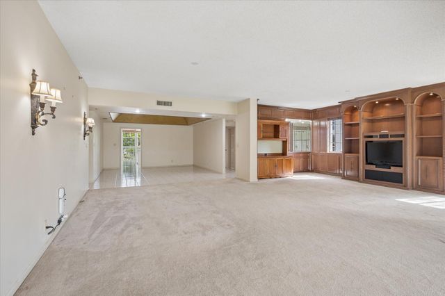 4112 W Palm Aire Drive 122a, Pompano Beach, FL 33069
