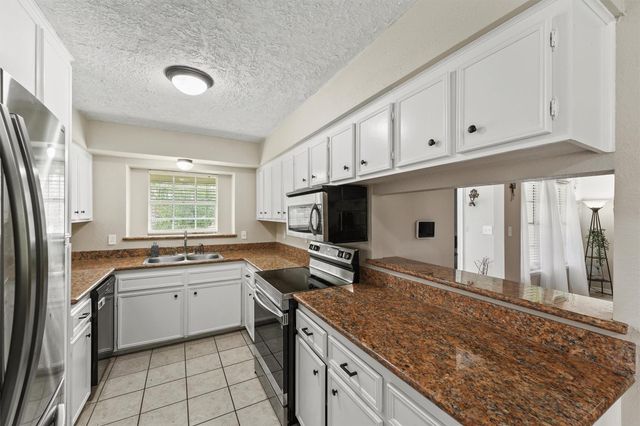 308 Cherry Creek Road, Dayton, TX 77535