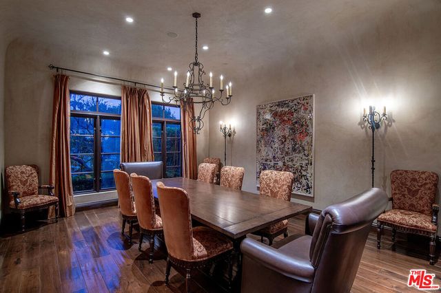 1221 Minorca Drive, Pacific Palisades, CA 90272