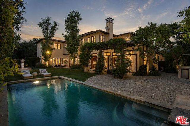 1221 Minorca Drive, Pacific Palisades, CA 90272