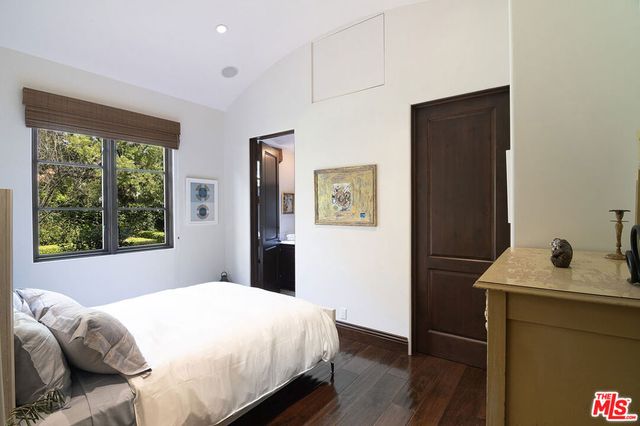 1221 Minorca Drive, Pacific Palisades, CA 90272