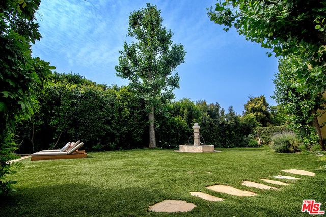 1221 Minorca Drive, Pacific Palisades, CA 90272