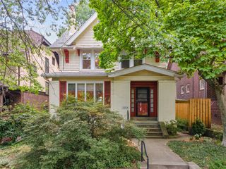 5723 Solway St, Squirrel Hill, PA 15217