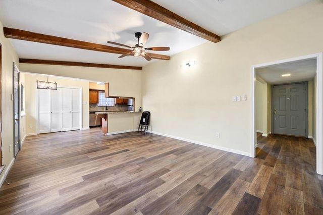 4910 Teton Street, Houston, TX 77033
