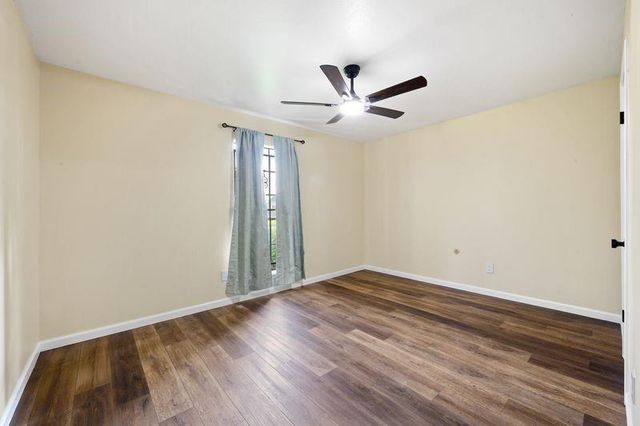 4910 Teton Street, Houston, TX 77033