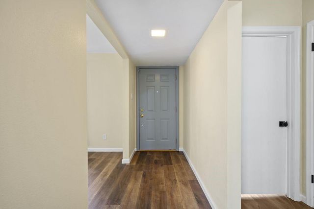 4910 Teton Street, Houston, TX 77033