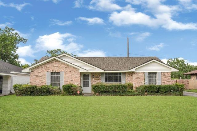 4910 Teton Street, Houston, TX 77033
