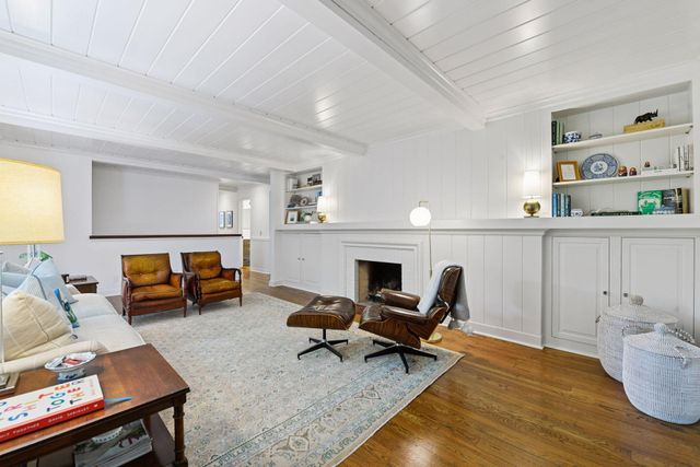4059 Heathcote Road, Wayzata, MN 55391