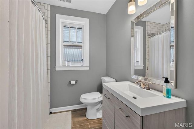 7150 Tulane Avenue, University City, MO 63130