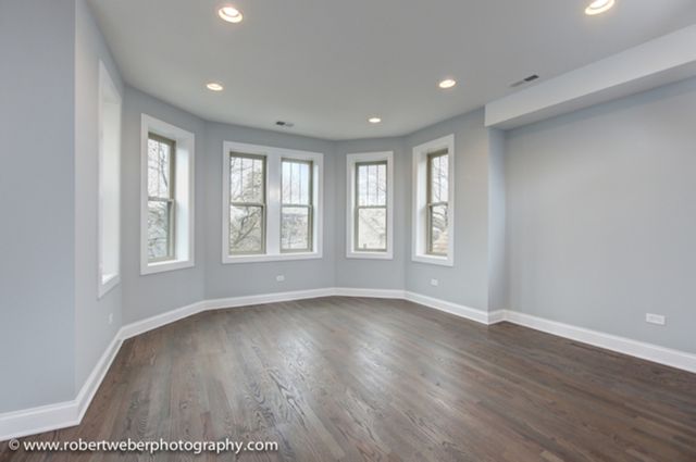 2329 W Barry Avenue 1, Chicago, IL 60618