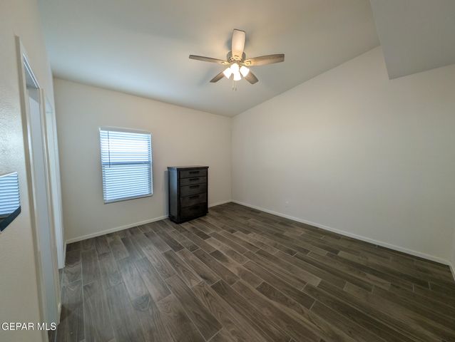 980 Barbara Avenue, Socorro, TX 79927